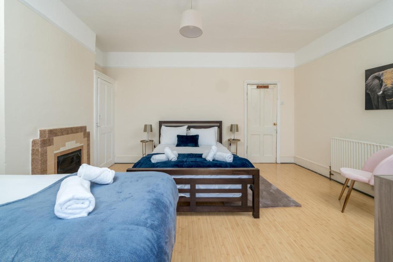 Homely 4-Bedroom Home With 2 Baths & Free Parking London Exterior photo